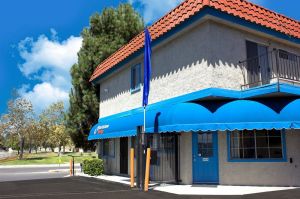 Lock & Leave Storage - Placentia