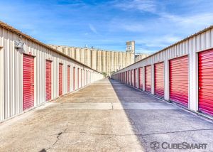 CubeSmart Self Storage - Saginaw - 419 N Saginaw Blvd