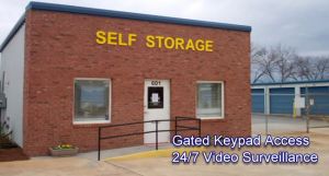 Centerville Self Storage - Houston Lake