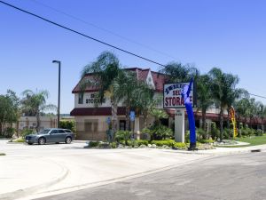 E Street Self Storage