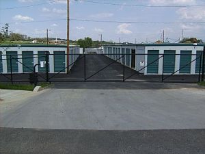 Advanced Self Storage - Bristol Hwy, Johnson City TN