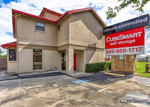 CubeSmart Self Storage - Pearland - 10401 Broadway Street