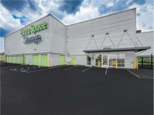 Extra Space Storage - 1094 - Saugus - Broadway - Rte 1 N