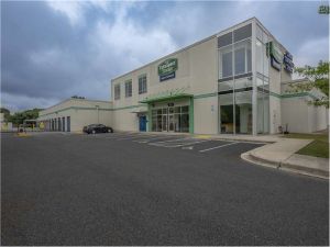 Extra Space Storage - 8271 - Greensboro - W Market St