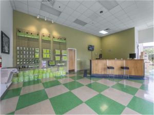 Extra Space Storage - 8271 - Greensboro - W Market St