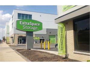 Extra Space Storage - 1598 - Berwyn - South Harlem Ave
