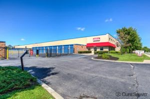 CubeSmart Self Storage - Holbrook - 640 Broadway Avenue