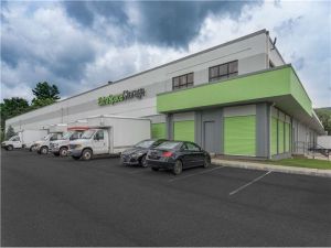 Extra Space Storage - 8349 - Central Valley - Bond St