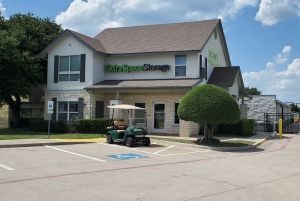 Extra Space Storage - 1551 - Fort Worth - White Settlement Rd