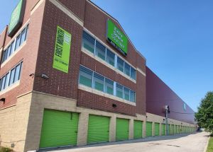 Extra Space Storage - 8521 - Chicago - Dakin Street