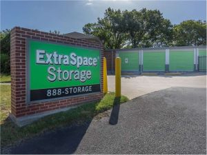 Extra Space Storage - 1774 - Weatherford - Bowie Dr