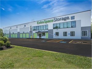 Extra Space Storage - 1547 - Brockton - Oak St