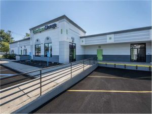 Extra Space Storage - 1050 - Plainview - Sunnyside Bl