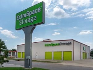 Extra Space Storage - 8717 - Oklahoma City - 7124 NW 122nd Street