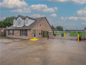 Extra Space Storage - 1365 - Plano - Spring Creek