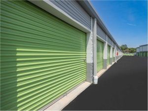 Extra Space Storage - 1051 - Kings Park - Indian Head Rd