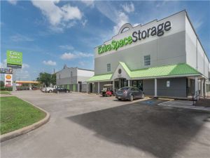 Extra Space Storage - 1782 - Houston - 3535 Katy Freeway