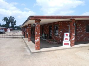 Barksdale Self Storage- Bossier City- 2205 Barksdale Blvd.