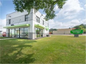 Extra Space Storage - 1178 - Highland Park - Old Deerfield Rd