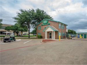 Extra Space Storage - 0158 - Carrollton - Waypoint Dr