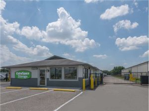 Extra Space Storage - 0457 - Louisville - Preston Hwy