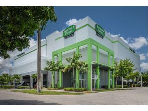 Extra Space Storage - 8133 - Miami - SW 68th Ave