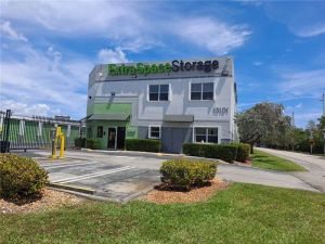 Extra Space Storage - 1060 - North Miami - NE 16th Ave