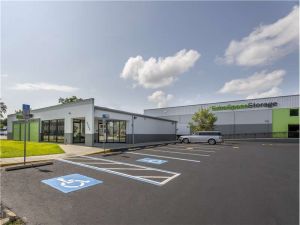 Extra Space Storage - 1366 - Tampa - Cypress St