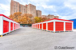 CubeSmart Self Storage - Bronx - 2880 Exterior St