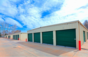 Longmont Storage - 820 Lashley St