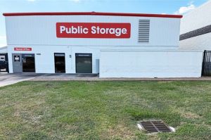 Public Storage - Conroe - 1450 I 45 South