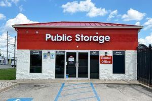 Public Storage - Louisville - 3818 Bardstown Rd