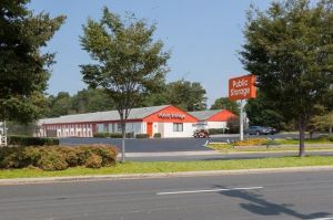 Public Storage - Charlotte - 3912 Wilkinson Blvd