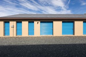 Advantage Self Storage - Cheslou Rd.