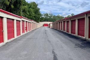 10 Federal Storage - E Park Ave