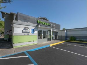 Extra Space Storage - 0275 - Santa Rosa - West Steele Ln