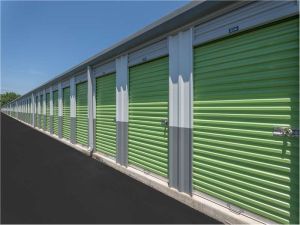 Extra Space Storage - 1727 - Trenton - Quakerbridge Rd