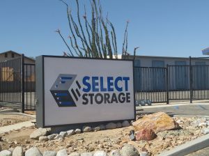 Select Storage - South