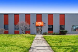 Public Storage - Schaumburg - 2401 Palmer Drive