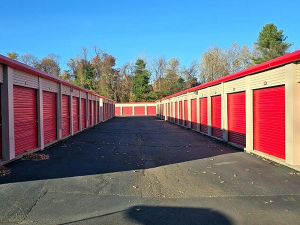 Storage Rentals of America - Simsbury - Hopmeadow St