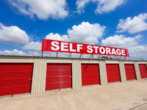 10 Federal Storage - Burleson Blvd
