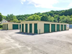 Bloom Self-Storage: Lee