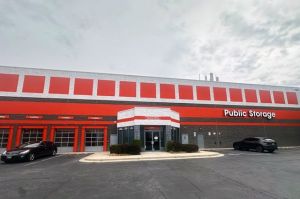 Public Storage - Rockville - 12311 Parklawn Dr