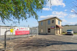 SpareBox Storage - Niceville