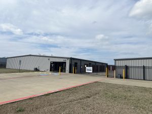 Castlerock Storage - Paris, TX