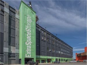 Extra Space Storage - 7392 - Brooklyn - 32nd St