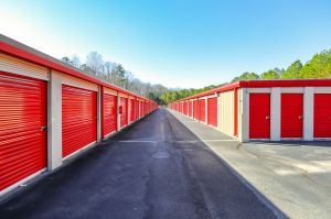 10 Federal Storage - Hwy 19 N