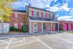 Devon Self Storage - 9118 - Macon Road