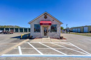 Devon Self Storage - 9109 - Wesley