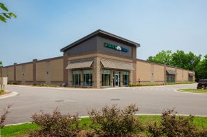 Pinnacle Storage of Division Drive